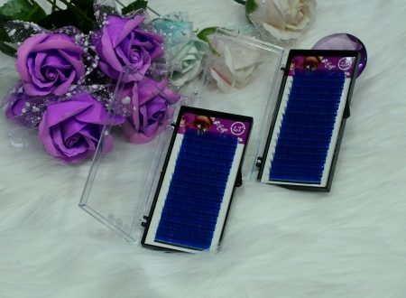 mi màu xanh dương